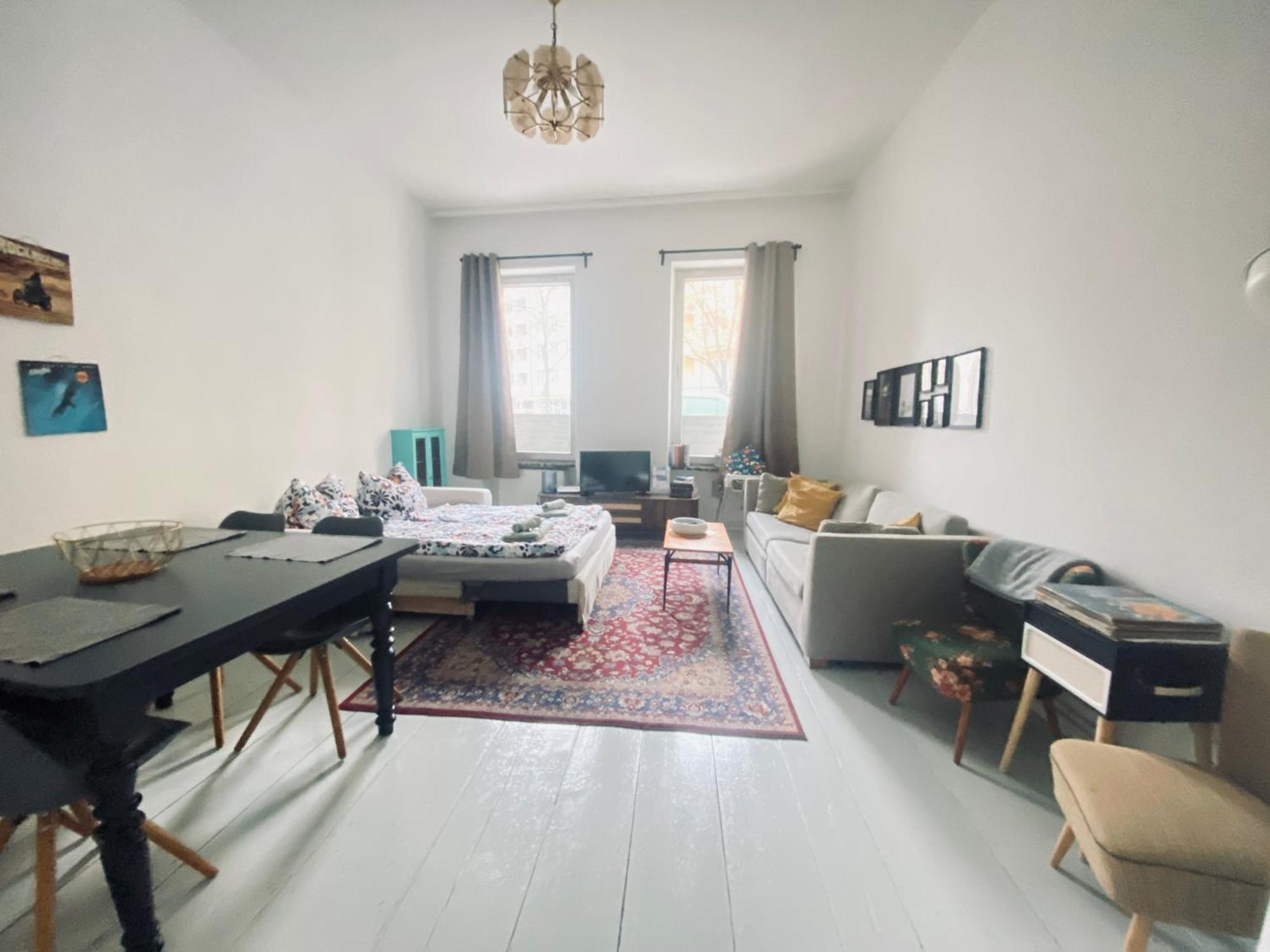 Gemuetliche 2-zimmer Mit Kleinen Bad * Berlin