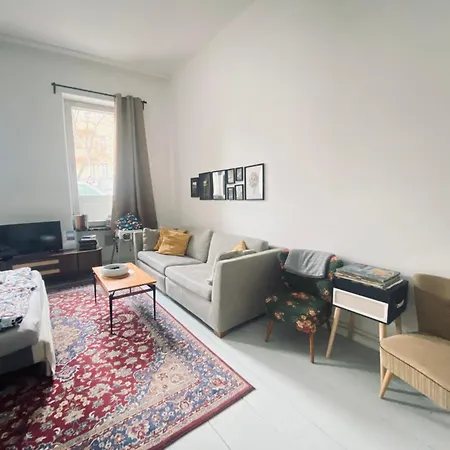 Gemuetliche 2-Zimmer Wohnung Mit Kleinen Bad Berlin Exterior photo